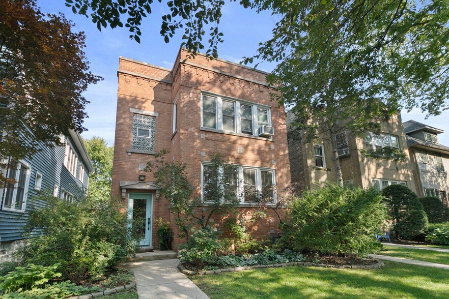 1031 Wesley Ave