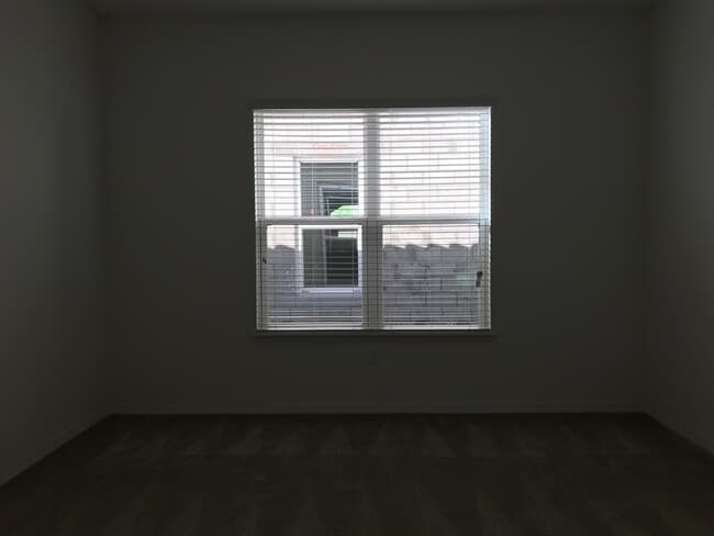 12928 Westside Vlg Lp