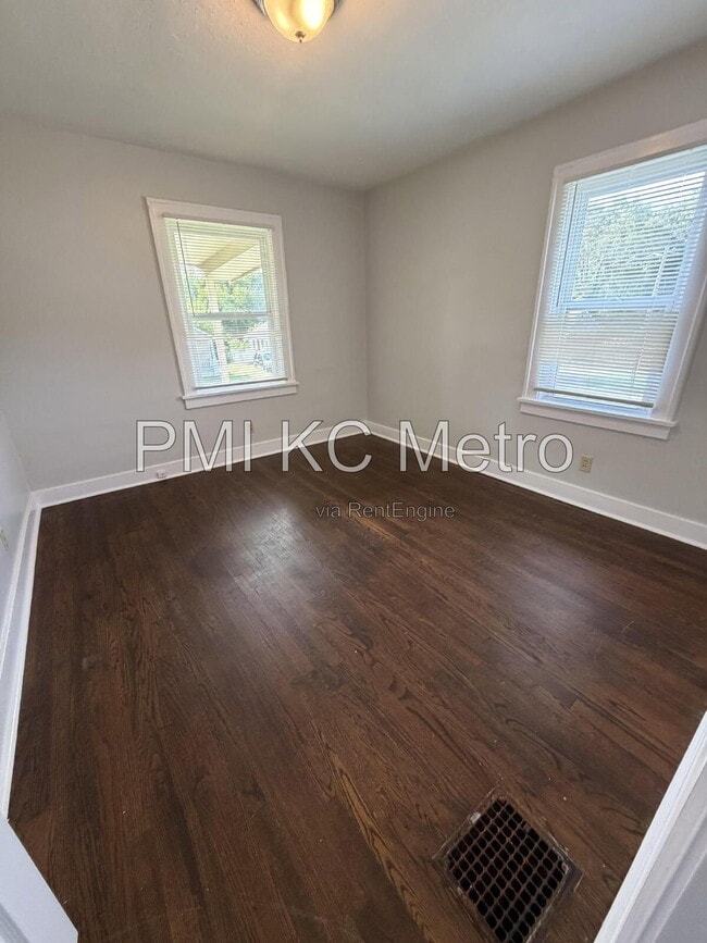 801 S Cedar Ave Unidad A