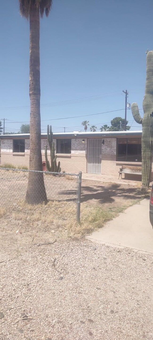 Photo - 1334 S Rosemont Ave