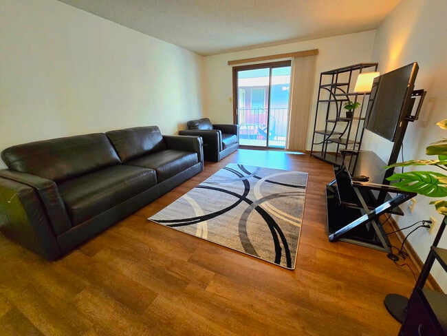 Photo - 3034 SW Lydia Ave Unit 211