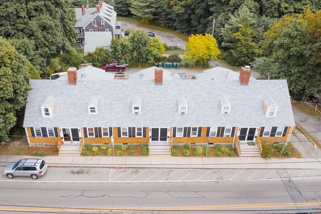Photo - 421 Court St Townhome