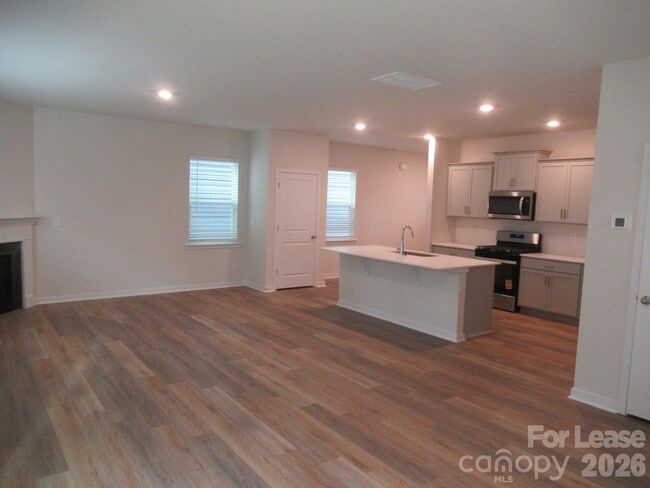 Photo - 3098 Ora Smith Rd