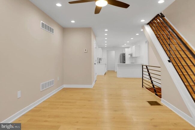 Photo - 274 S Alden St