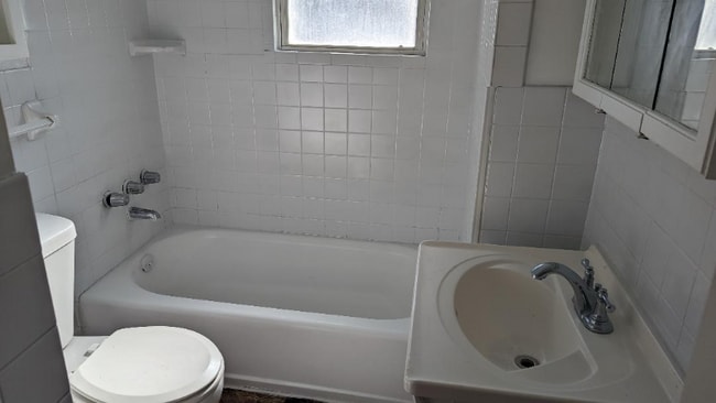 Photo - 1918 N Carolina St