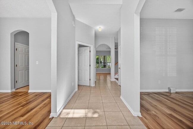Photo - 9281 Sharnbrook Ln