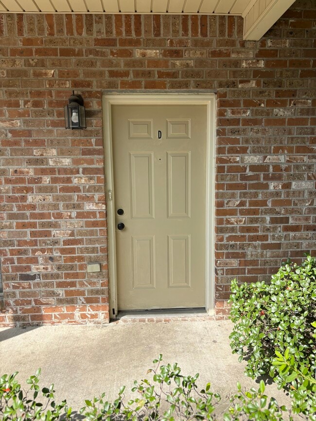 Photo - 828 Meadow Bend Dr Condo Unit D