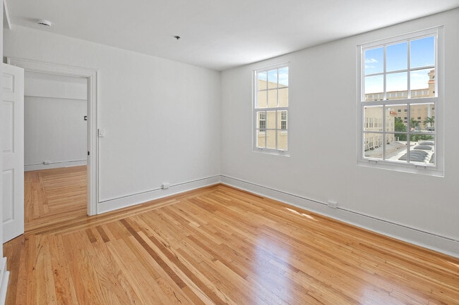 Photo - 235 Sunrise Ave Unit 3103