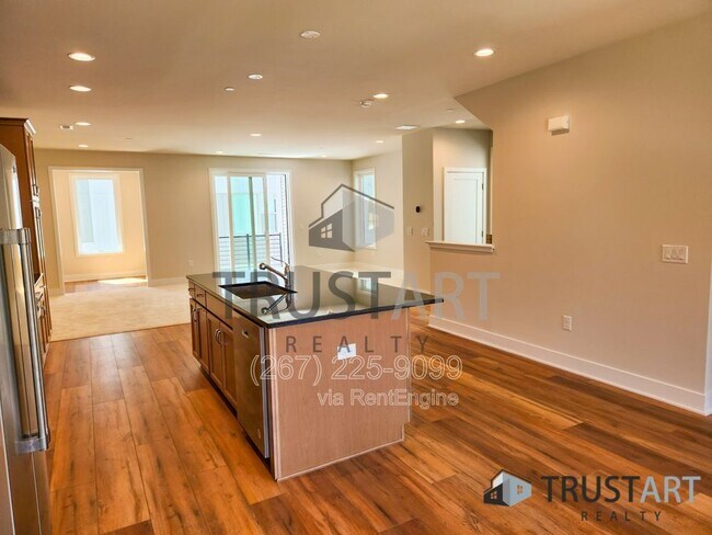 Photo - 3150 N Park Ave