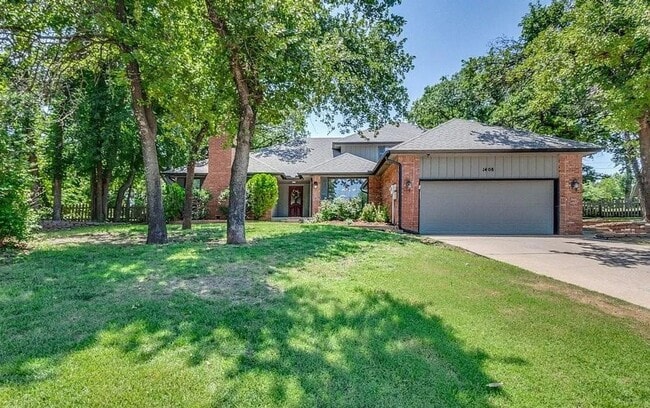 Photo - Massive 4BD/3BTH and 2 Car garage Home! Minutes from I-35