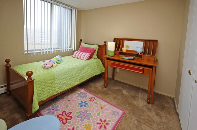 2B1B Model Bedroom