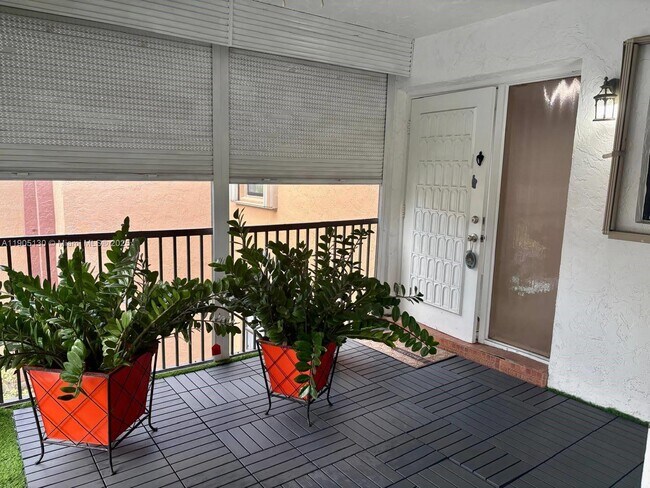 Photo - 8632 NW 34th Pl Unidad C203