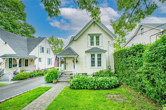 Photo - 15 Fairview St