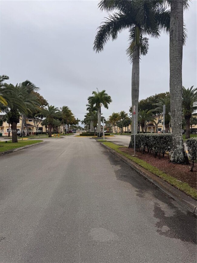 Photo - 7400 NW 178th St