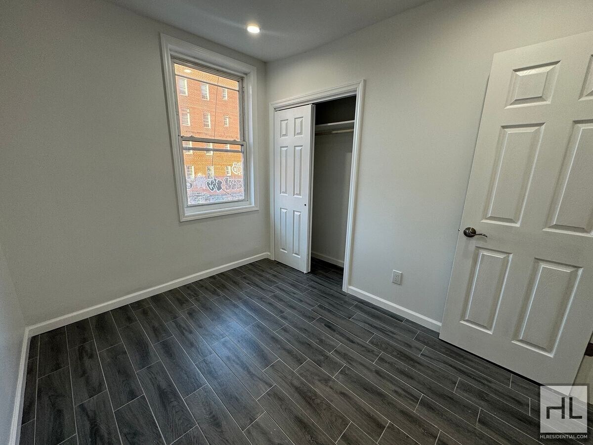 Photo - ROOSEVELT AVENUE Apartamento Unidad 1