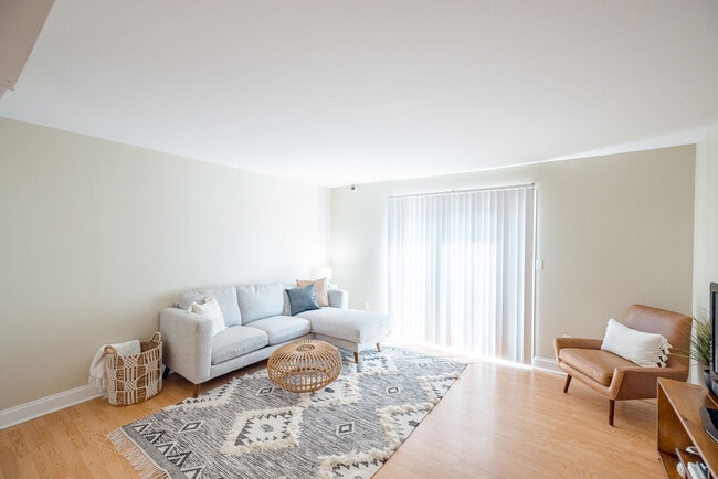 Photo - Emerald Gardens