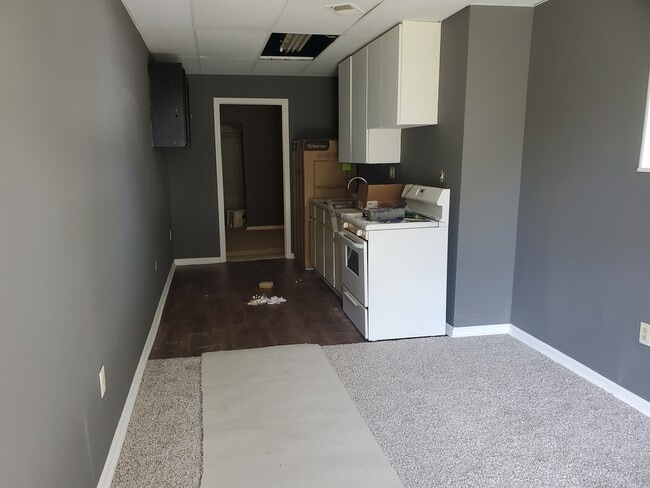 Building Photo - 926 Kinzler Ave Unit 926