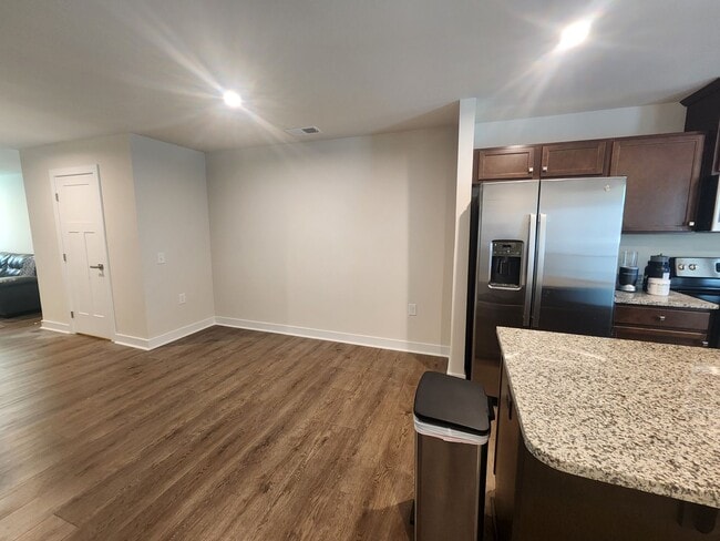Photo - 3 Bedroom Townhome in Troutman