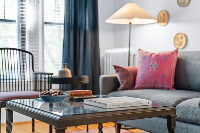 Photo - 1200 W Eddy St Unidad ID1360068P