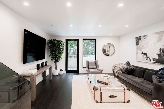 Photo - 724 Croft Ave Unidad 108