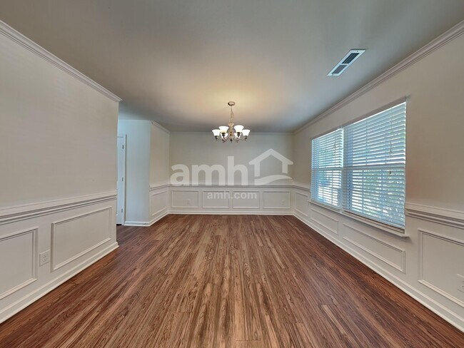 Photo - 4662 Abbey Park Rd