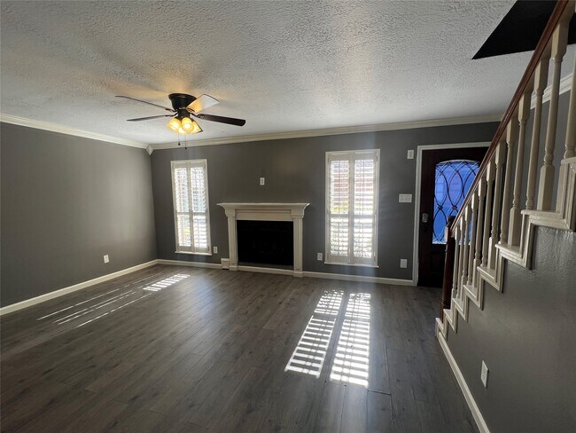 Photo - 6700 Richardson Rd Unit 305