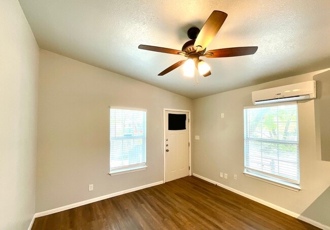 Photo - 710 Virginia Blvd