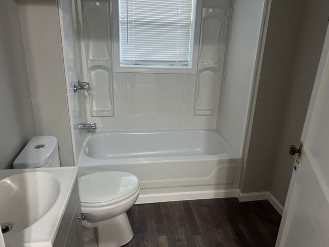 Photo - Pennsylvania633 Unit Apt. B