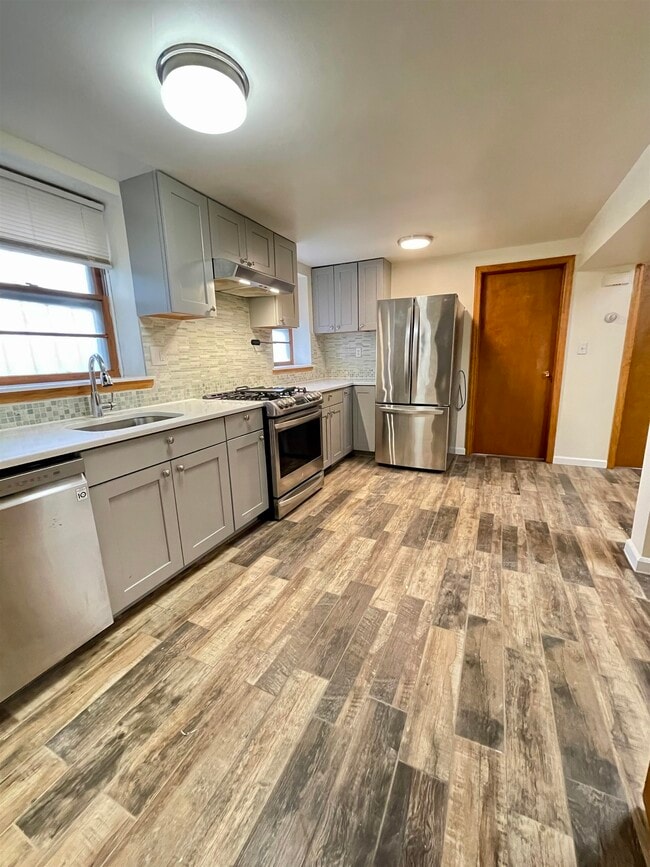 Photo - 230 Webster Ave Unit 1