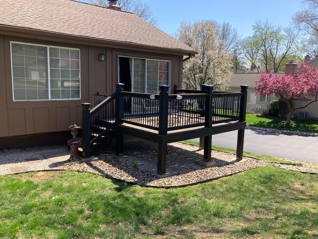 Photo - 10139 Edelweiss Cir
