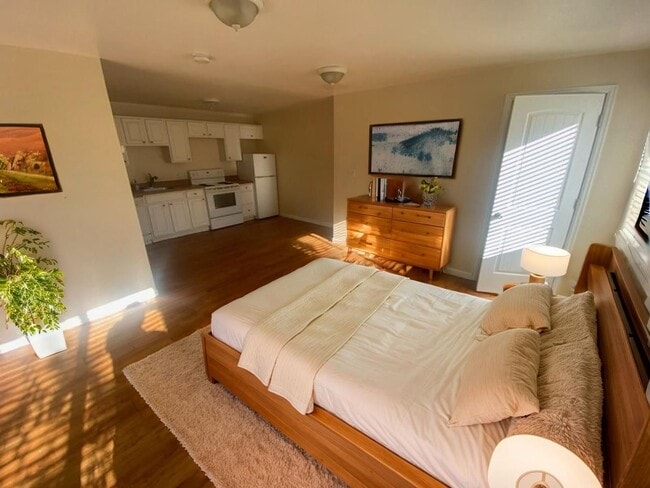 Photo - 1466 Reed St Unit 2