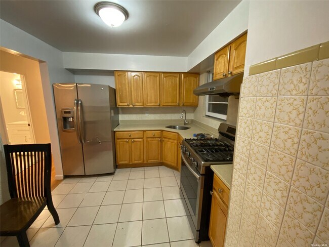 Photo - 121-07-121-25 25th Ave Unit 1FL