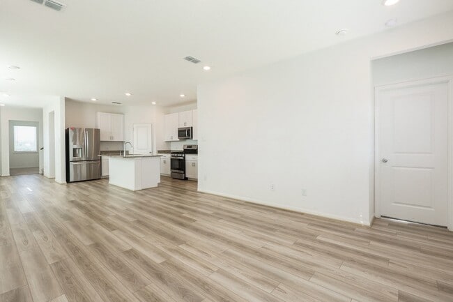Photo - 1704 Greendale Dr
