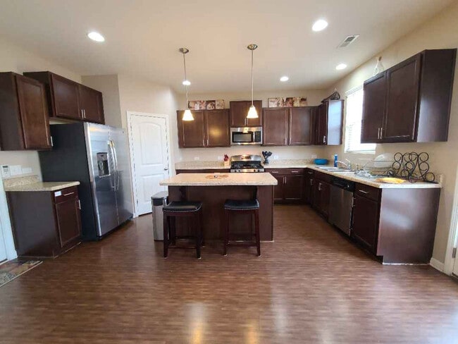 Photo - Room in House on Snowy Egret Ct