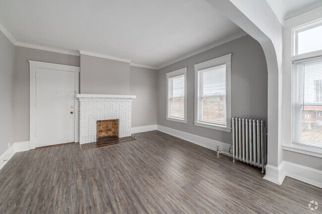 2BR, 1BA - 950SF - Living Room