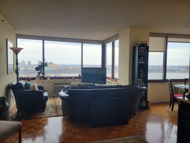Photo - 100 Old Palisade Rd Unidad 2104
