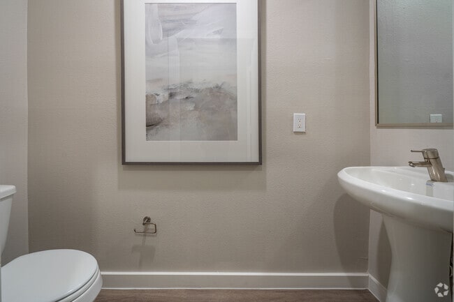 2BR, 1.5BA - 1,072SF