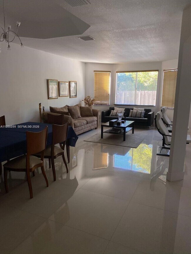 Photo - 7262 NW 113th Pl