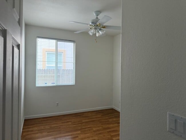 Photo - 4 Bed/ 3 Bath House