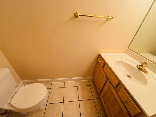 Photo - 385 Oak Tree Blvd NW