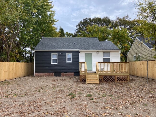 Photo - Recently Updated Two Bedroom Home Minutes From Downtown