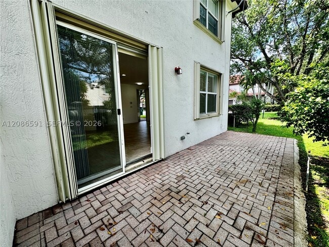 9763 Darlington Pl