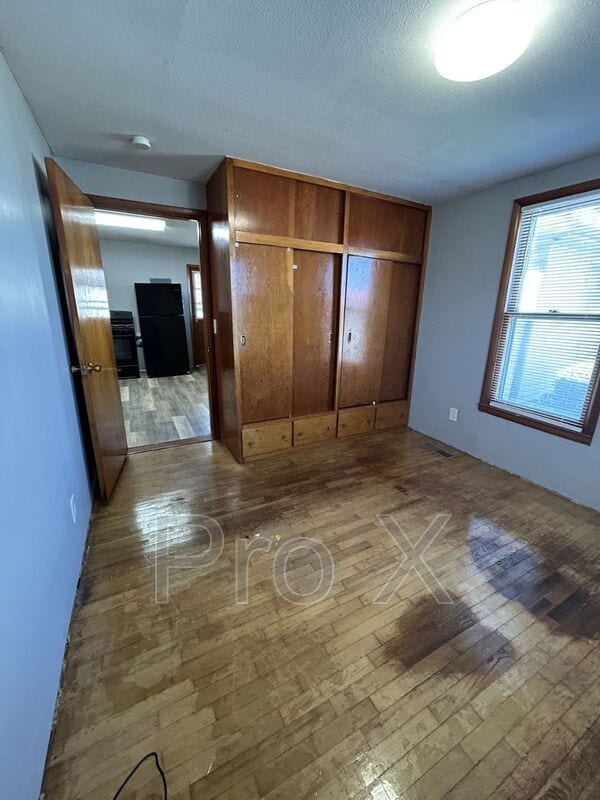 Photo - 311 E Kansas St