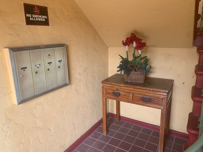 Photo - 454 N Ogden Dr Unit 2