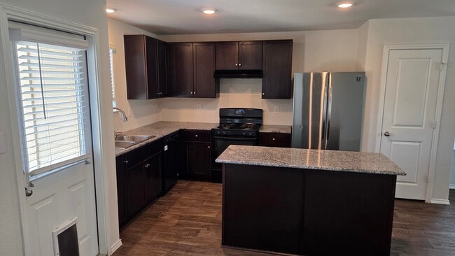 Building Photo - 3314 Angus Crossing