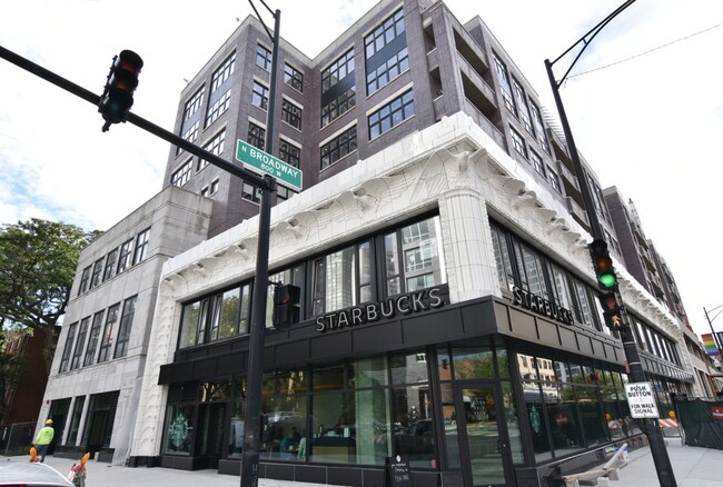 Photo - 3820 N Broadway St Apartments