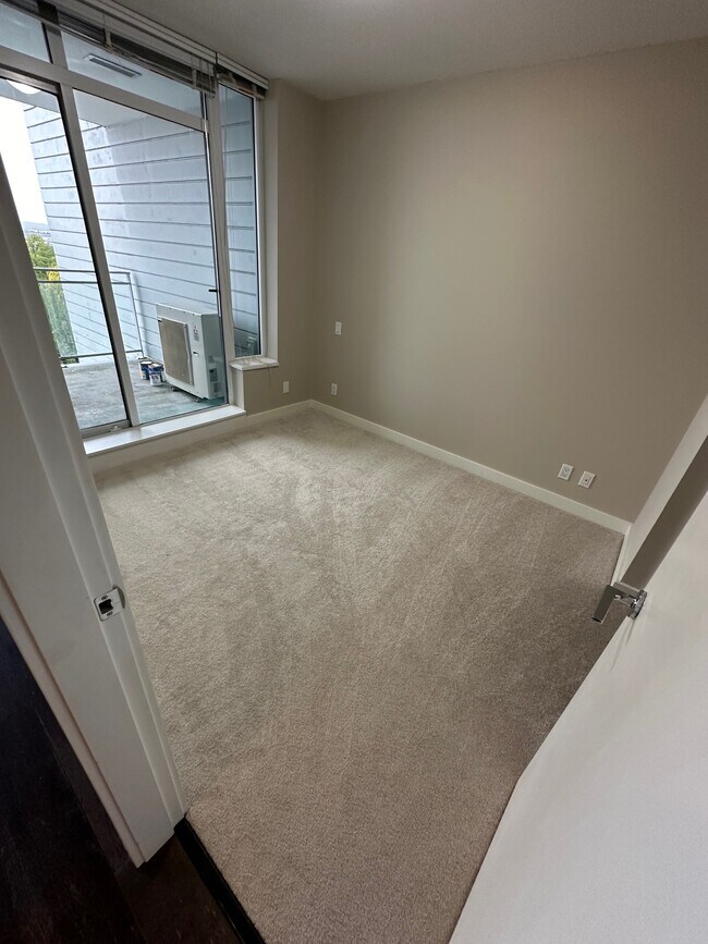 Photo - 6200 River Rd