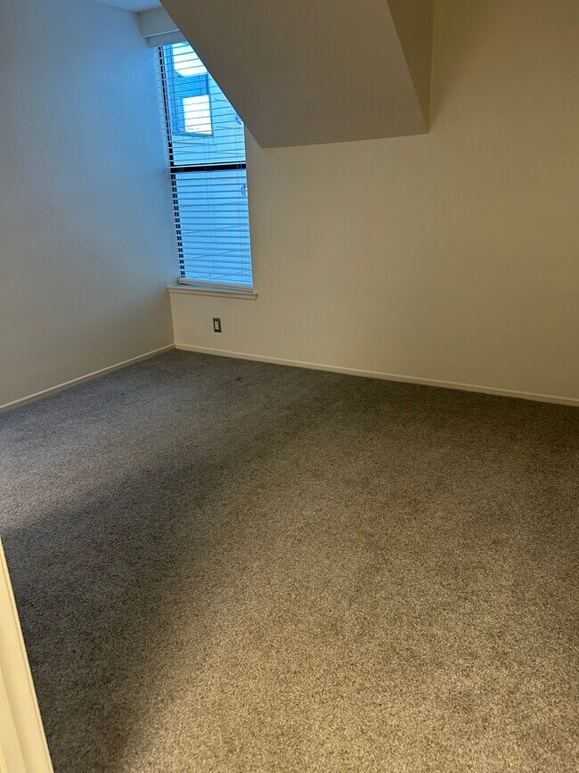 44550 15th St E Unit 44550 15th St East