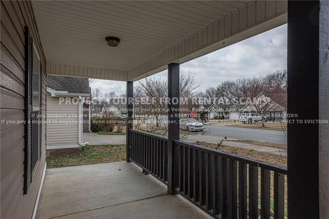 Photo - 1384 S Holland Dr