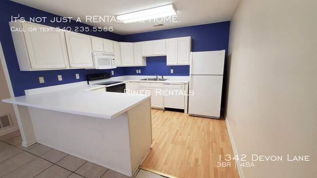 Photo - 1342 Devon Ln